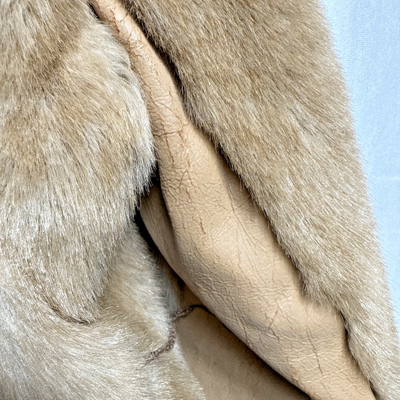 Vintage Faux Fur Coat Light Brown Tissavel France Women's Size 10 Medium FLAWS - Picture 11 of 12